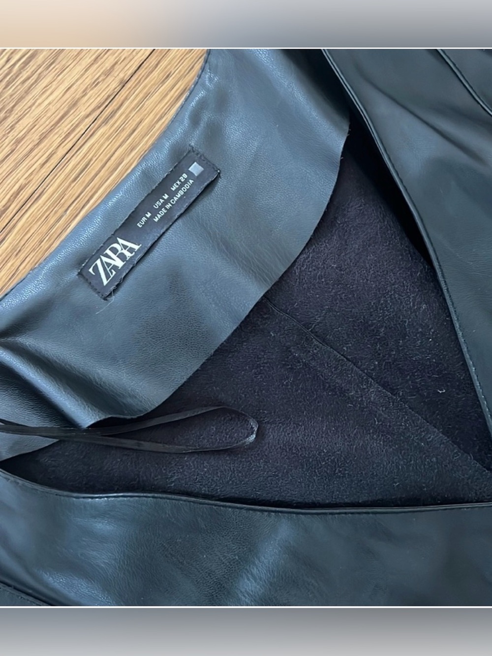 Zara Black Faux Leather Button-Front Midi Dress with Belt - Picture 4 of 8